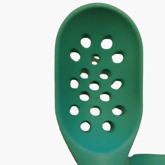 CWC Silicone Slotted Spoon Green Cook With Color Kitchen Utensil - Picture 2 of 6